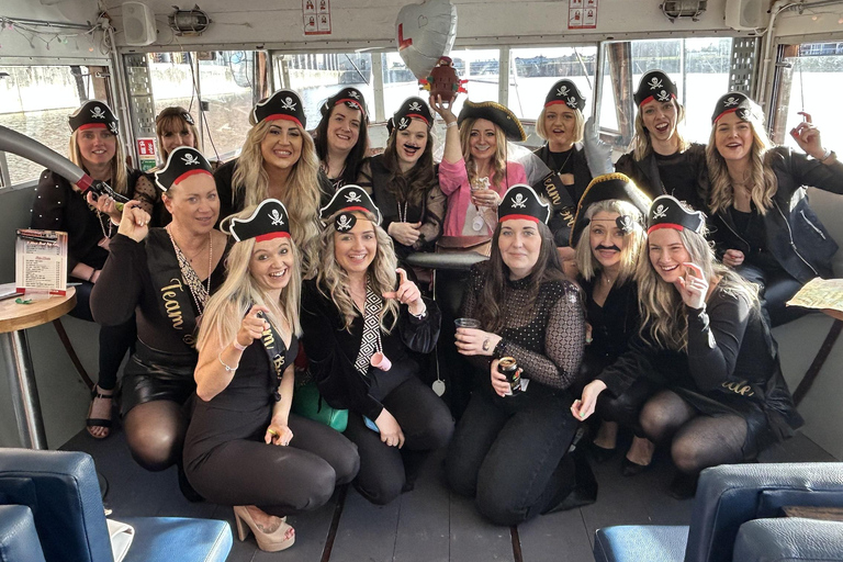 Liverpool: tour dei pub pirata e tour in barcaLiverpool: Giro dei pub pirata e tour in barca