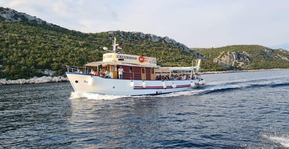 Von Trogir & Vinišće: Vela Rina, Maslinica & Blaue Lagune