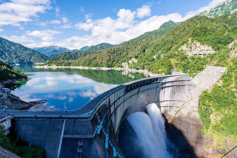 Kanazawa: Tateyama Alpine Route Private Day Trip