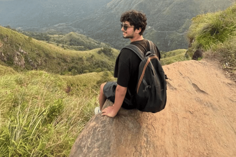 Desde Ella : Excursión al amanecer al Pequeño Pico Adams