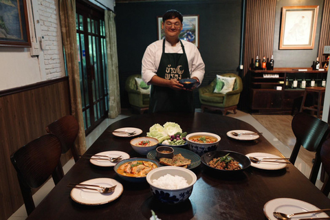 Ayutthaya: The Thai Dinner Where Every Dish Has a Story