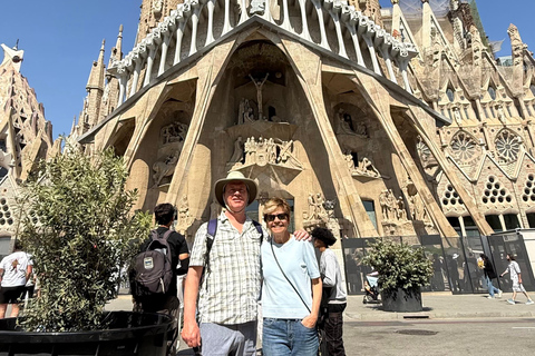 Sagrada Família Entry Ticket and Guided Tour