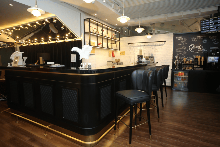 Beijing: Daxing International Airport CHUM Lounge Access Main Terminal Domestic Departure: CHUM VIP Lounge