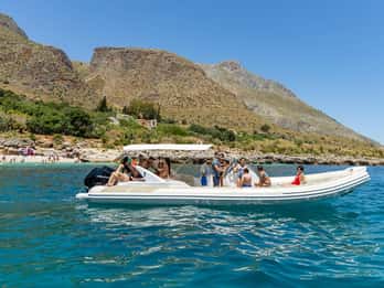 Castellammare: Excursión de medio día en barco a Scopello y Zingaro