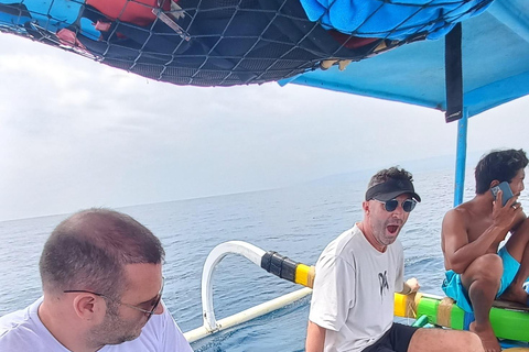 Bali : Pesca em barco particularBali: Pesca Charter Barco privado no ponto de encontro e refeições.