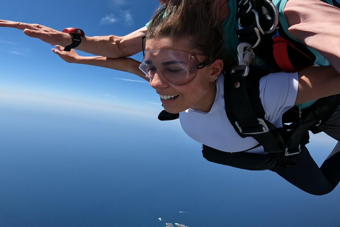 Sydney, Shellharbour: Skydive con atterraggio sulla spiaggiaSydney, Shellharbour: paracadutismo con atterraggio sulla spiaggia