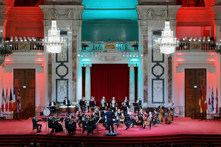 Vienna: Strauss and Mozart Concert at Hofburg Palace New Year's Concert: Category 1