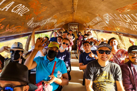 Oaxaca: Tour Leyendas Mezcalbús