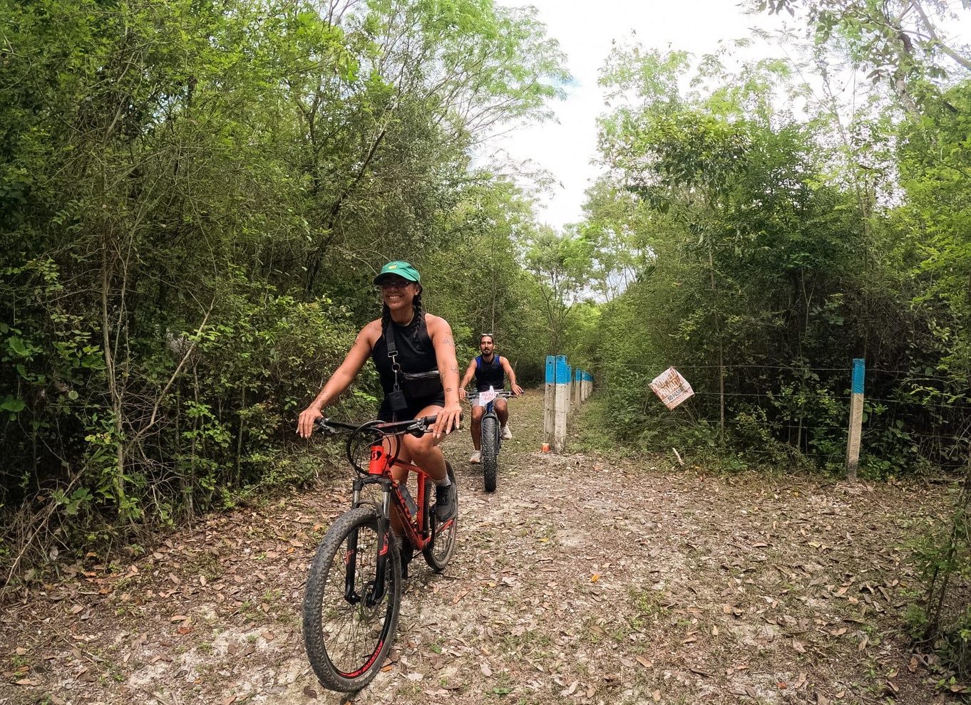 Cykeltur i Bacalars jungle og dukkert i lagunen