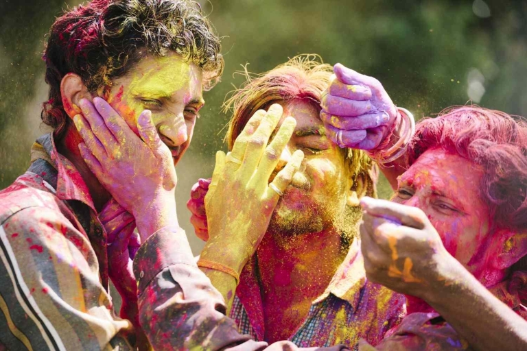 Disfruta del Holi (Festival de los Colores) en Delhi con una familia local