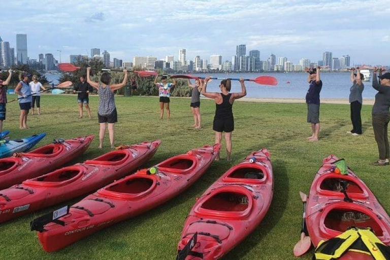 Perth: Sunset City Kayak Experience