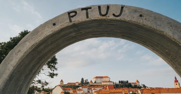 Ptuj: Wein-Hopping in Sloweniens ältester Stadt