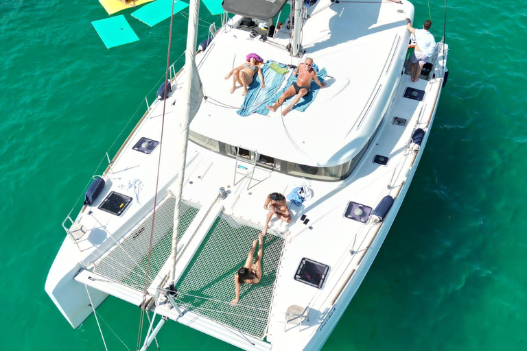 Palma: Small-Group Catamaran Cruise with Tapas, Snorkeling, and Paddleboarding Palma: Catamaran Cruise for Small Groups with Tapas, Snorkeling, and Paddleboarding