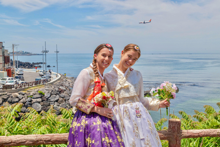Jeju: Premium Hanbok Experience with Styling & Photo Zone 2 Hours Rental