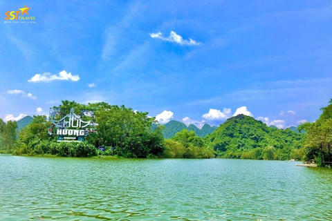 From Hanoi: Perfume Pagoda & Huong Tich Cave Group Tour