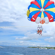 Panglao: Solo or Tandem Parasailing Experience near Alona