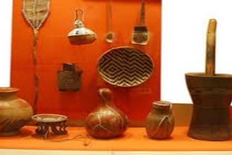 Nairobi: National Museum & Snake Park Guided Tour
