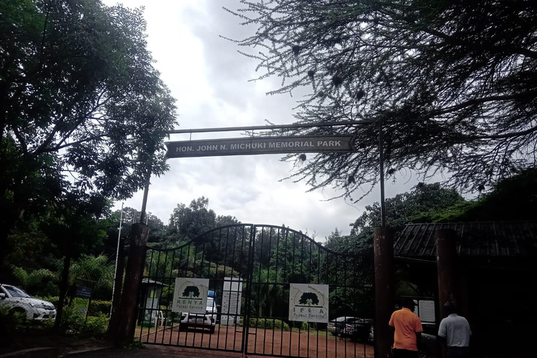 Nairobi: Michuki Park & National Museum Tour with Pickup