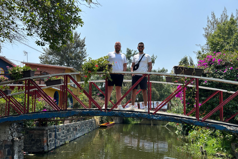 Xochimilco: Mexican Fiesta with Unlimited Drinks Private Party
