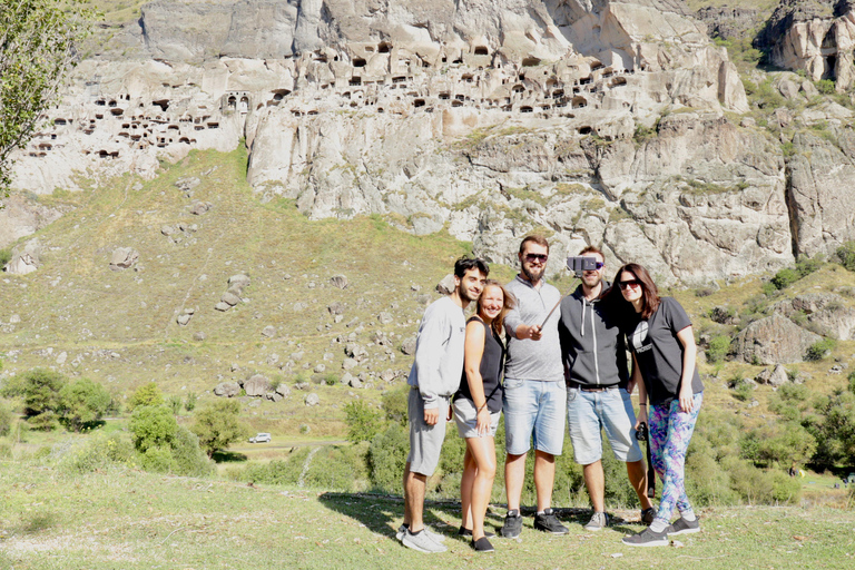 Tbilisi: Vardzia Caves, Rabati Castle and Borjomi Day Trip