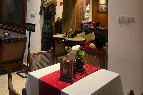 Jakarta : Guided City Tour with Lunch at Historic Restaurant