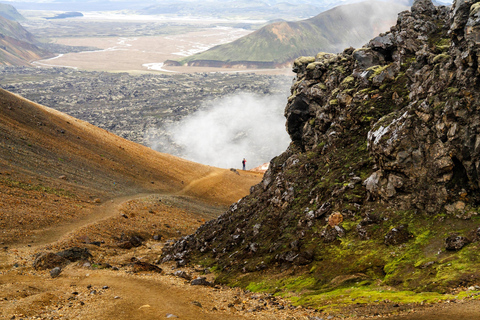 3-Day Highlands: Landmannalaugar, Emerald Ridge & Háifoss