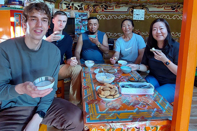 Nomad Family Home Stay in Arkhangai Province