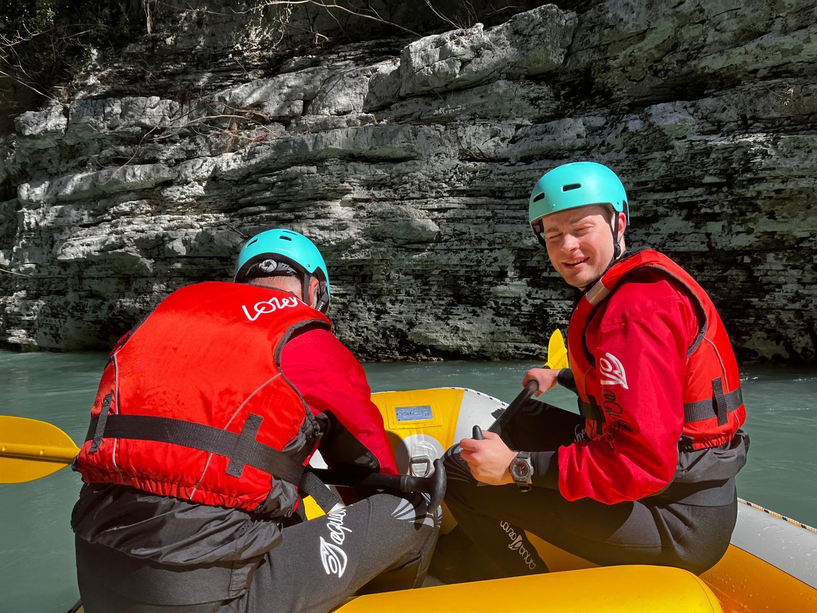 Berat: Rafting in der Osum-Schlucht, Wasserfall, Schwimmen und Mittagessen
