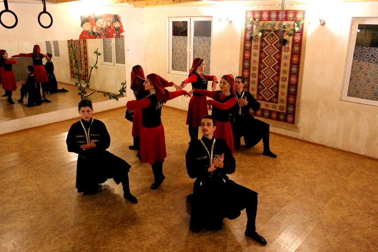 Tbilisi: Georgian Traditional Folklore Show in the city