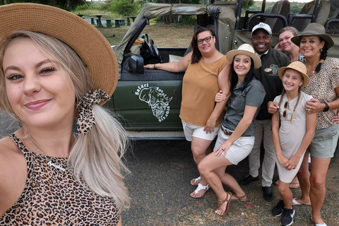 From St Lucia: Big 5 Safari in the Hluhluwe-Imfolozi Park Safari For Six Big 5 Safari