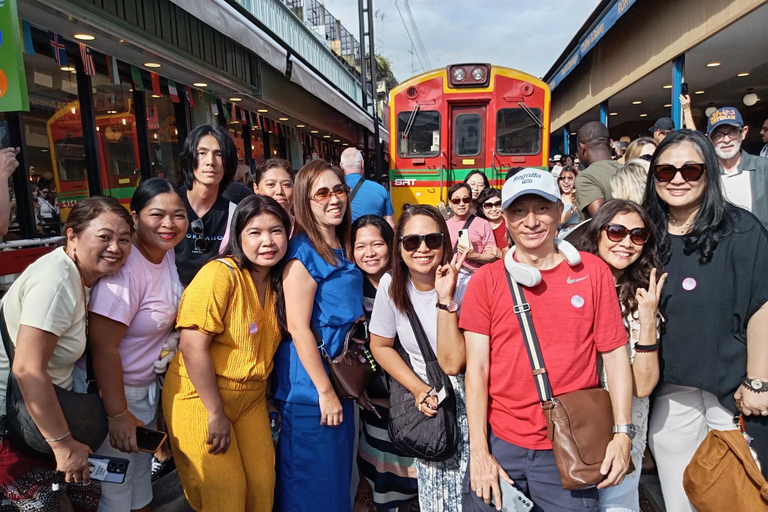 Bangkok: Floating Market & Maeklong Railway Market Private
