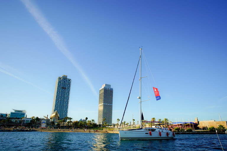 Barcelona: Helikopterflygning med Yacht Cruise som tillvalHelikopterresa upp till 7 minuter (ingen segling)