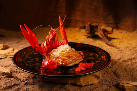 Shanghai: Dunhuang-Themed Dinner Show with Costumes VIP Seat Meal+Costume+Makeup