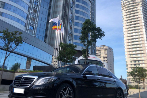 Madrid: Private Airport Transfer to ToledoMercedes E Class