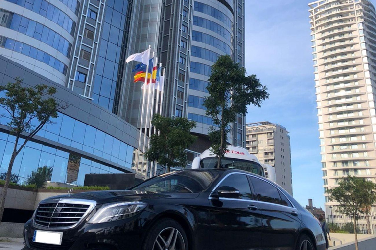 Madrid: Private Airport Transfer to ToledoMercedes E Class