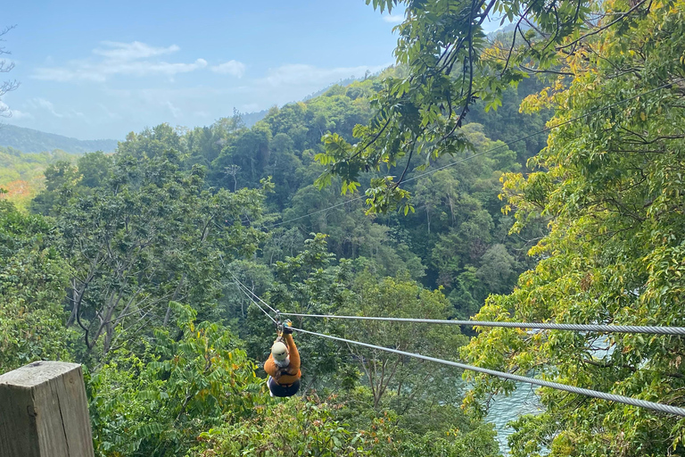 Trinidad: aventura en tirolina con baño en la playa y traslados