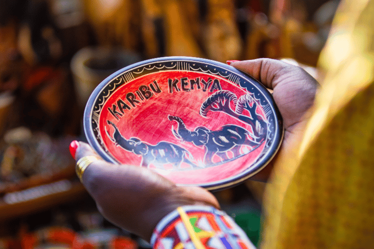 Nairobi: Market Tour & Gym Experience with Strongman Group of 5 plus