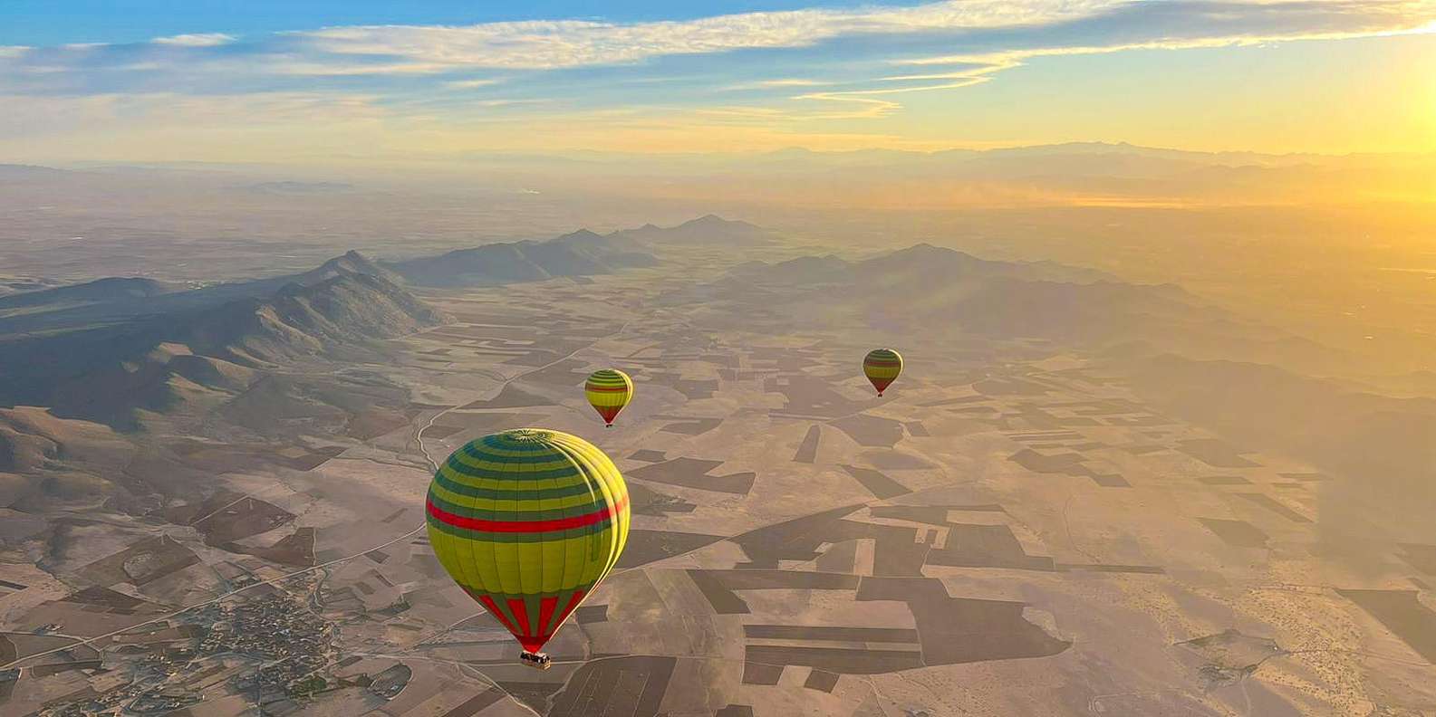 Marrakech: Luxury Top VIP Hot Air Balloon & Gourmet Treats