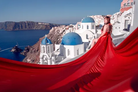 Santorini: Private Flying Dress Photoshoot