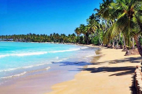 Puerto Plata: Catamaran Party with Snorkeling and Open Bar