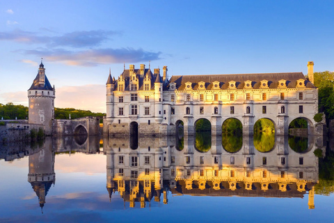 Best of Loire Valley: 4 Châteaux Day Tour from Paris