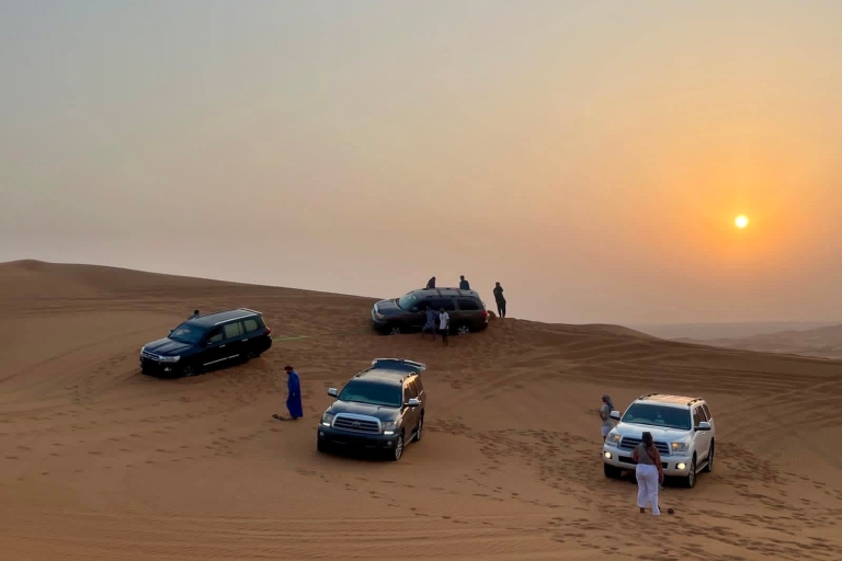 Safari por el desierto de Doha: Dune Bashing, Paseo en Camello, Mar InteriorSafari por el desierto de Doha: Dune Bashing/Camello Ride/Visita al mar interior