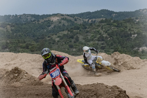 Rodos : Louez une moto-crossvous pouvez également prendre des cours de motocross