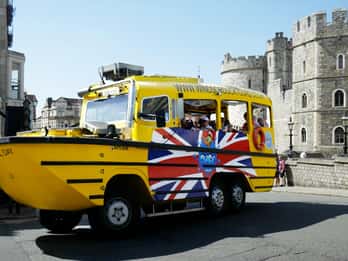 Windsor: Sightseeingtour mit dem Amphibienbus zu Land und zu Wasser