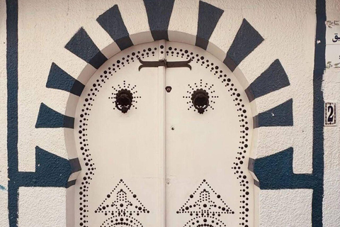 Hammamet Medina VIP: 100% Tunisian guided walking tour! Hammamet Medina VIP: 100% Tunisian Guided Walking Tour!