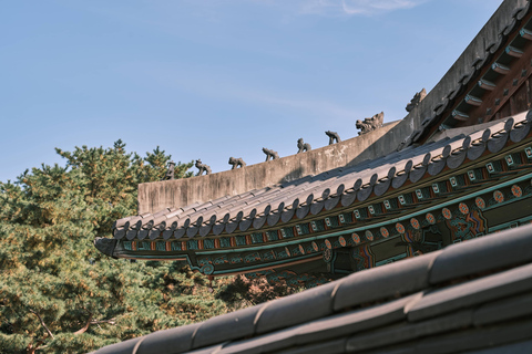Seoul: UNESCO Palace History Tour, Photos & Optional Hanbok