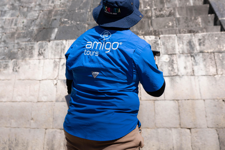 Chichen Itza On-Site Guided Tour with Certified Local Expert Shared Bilingual Tour with Tickets (English & Spanish)