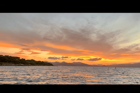 Golf Juan: Crucero en velero al atardecer con aperitivo en la Isla