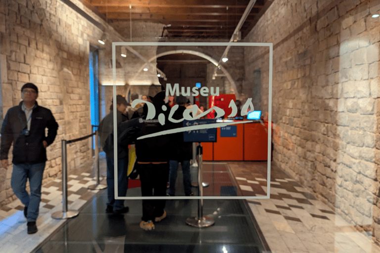 Barcelona: Rundvandring i Picassospåren och guidad museiupplevelseBarcelona: Picasso Picassovandring och guidad museiupplevelse