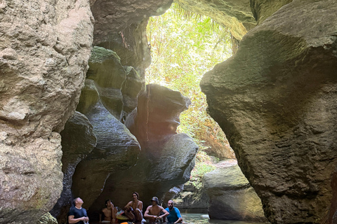 Vega Baja: Highlights views and Guided Tour in Caves
